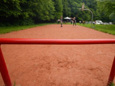 AUT (1 of 1)-13_8_11zon