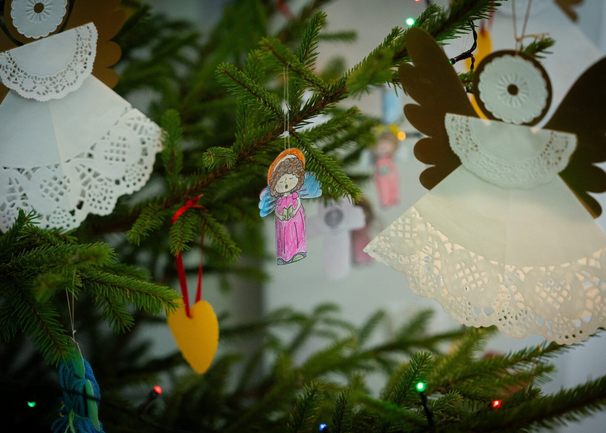 Karácsonyfa adomány a Soproni Gyógyközpontnak