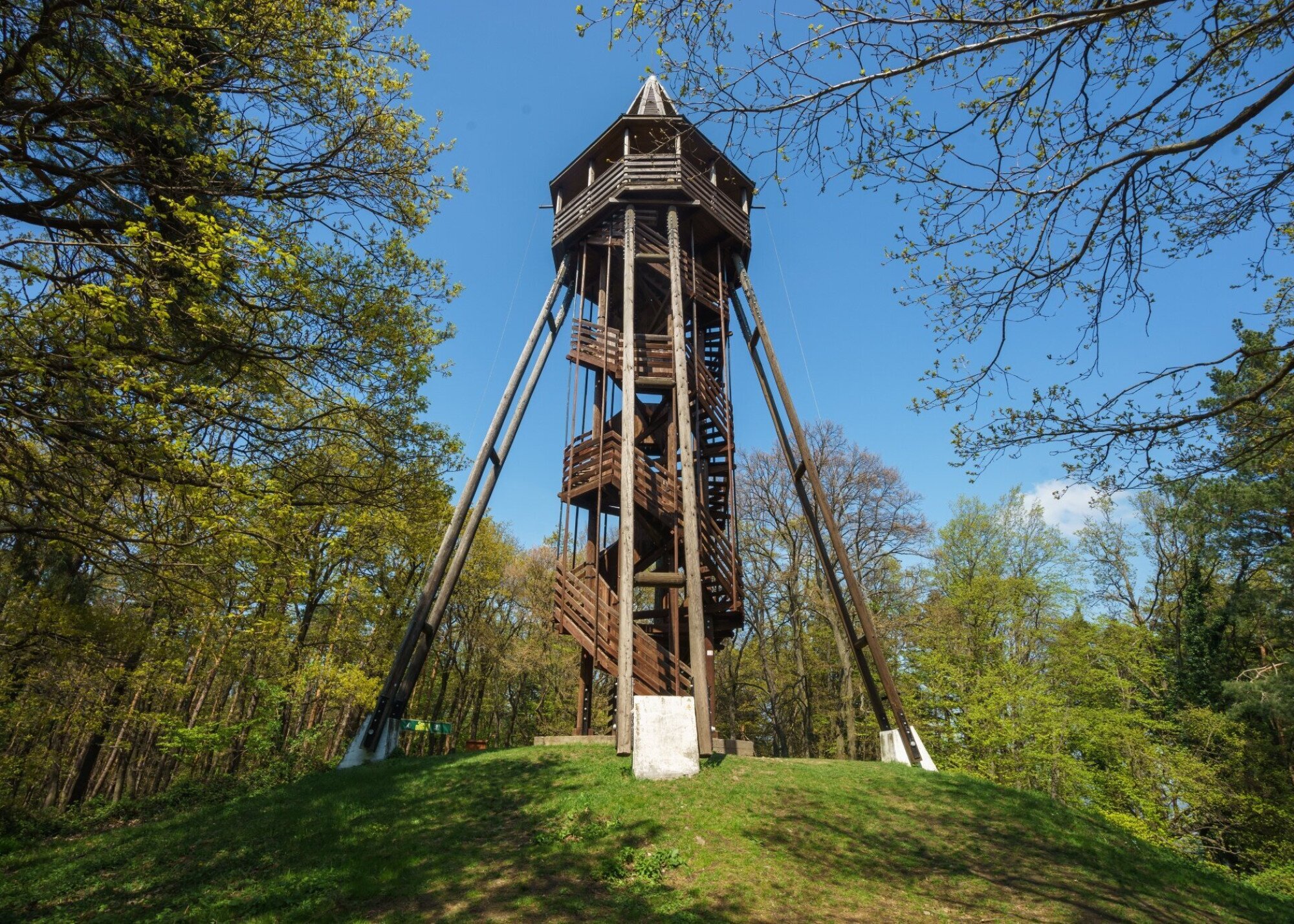 Megújul a Várhely-kilátó