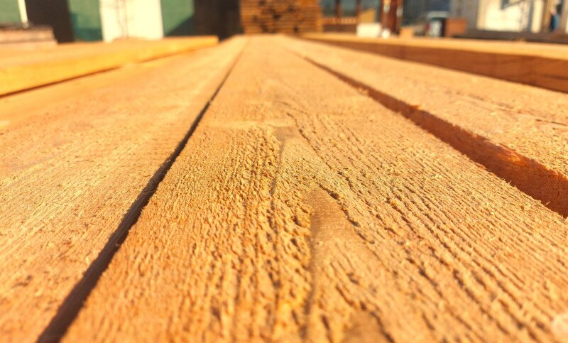 Vörösfenyő fűrészáru termékek