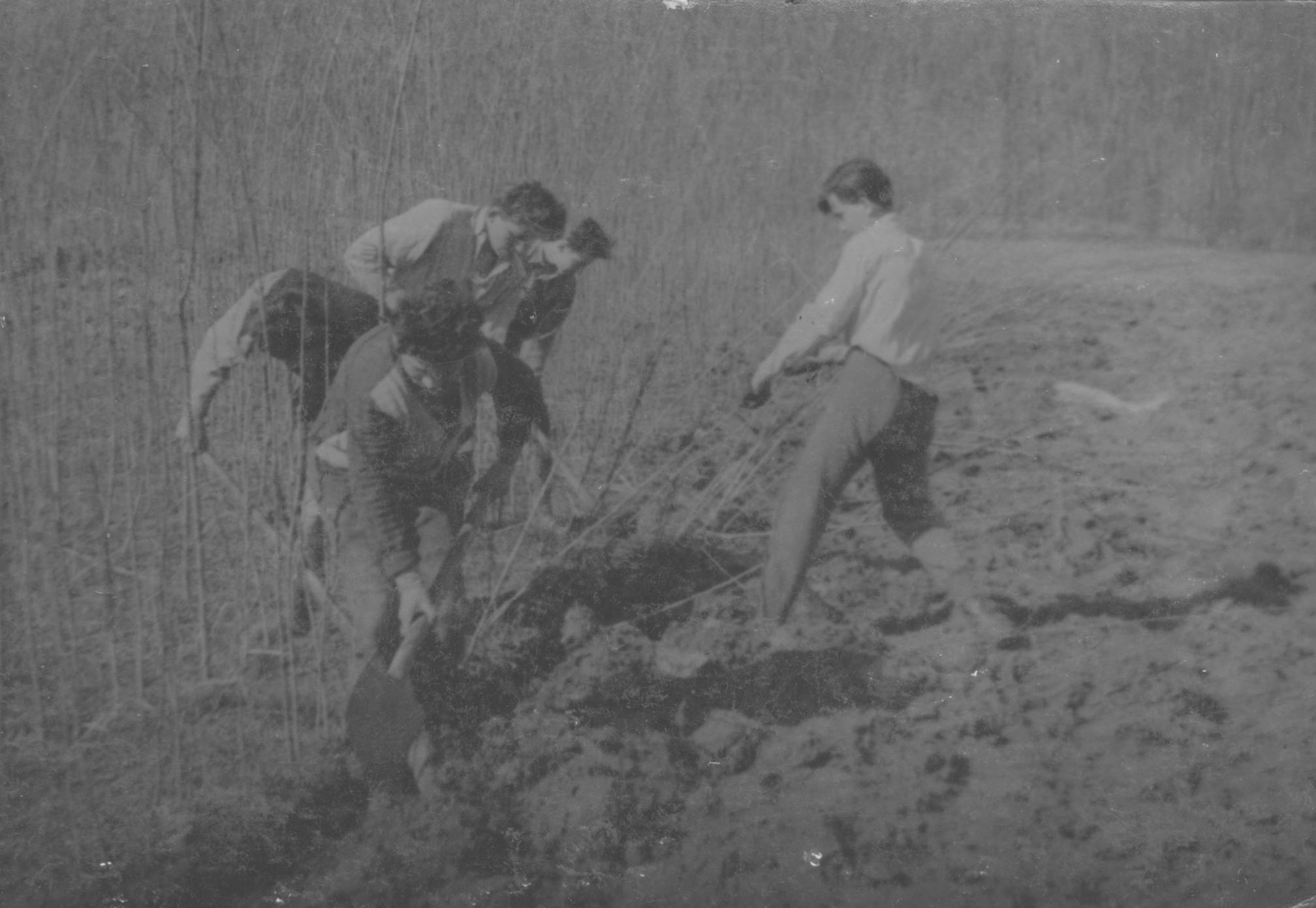 1921.jpg